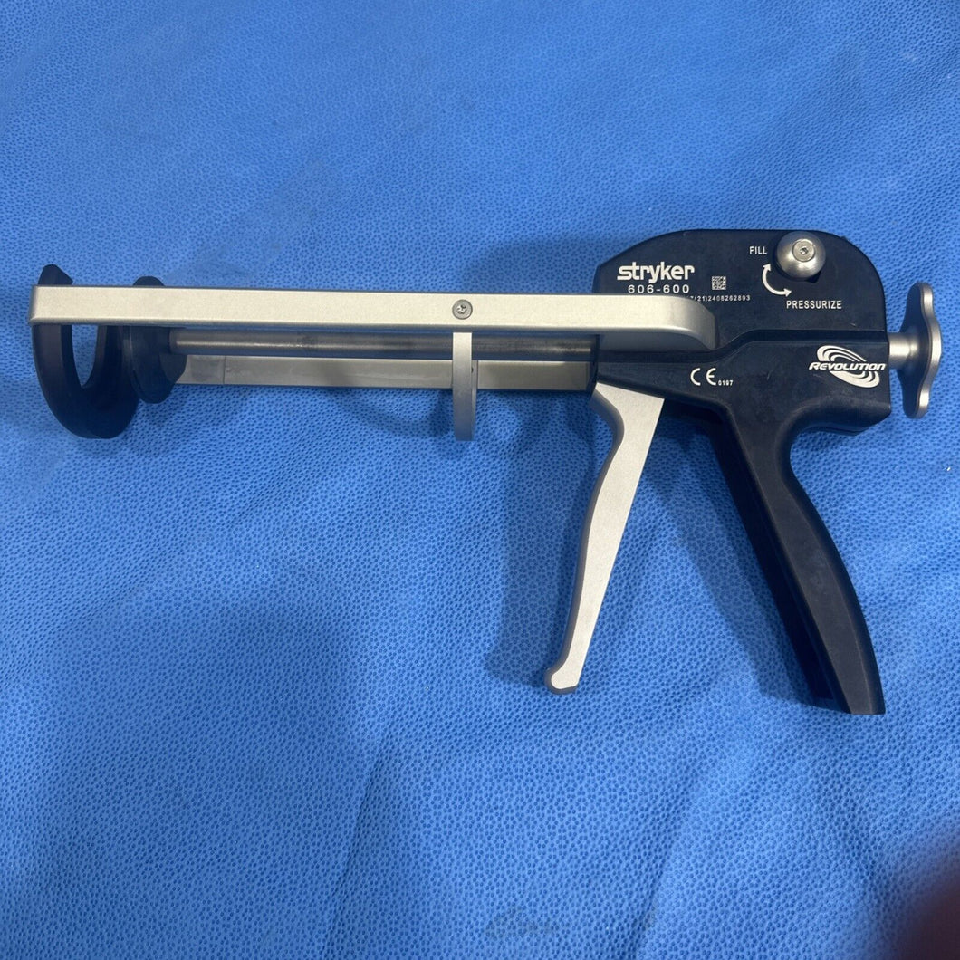 Stryker 606-600 Revolution Cement Gun