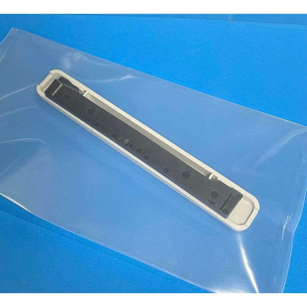 SDC3 DVD/CD/BD Writer bezel w/retainer