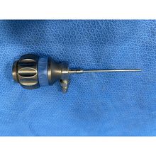 Load image into Gallery viewer, STRYKER 502-826-030 2.7MM 30° Eyes Stubby Arthroscope - Northbay-Medical
