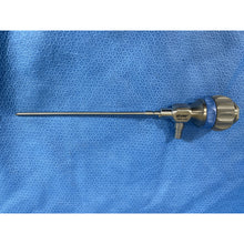 Load image into Gallery viewer, 502-904-070 IDEAL EYES PRECISION HD, 4MM, 70 DEG., AUTOCLAVABLE ARTHROSCOPE, C-MOUNT, 140MM, SPEEDLOCK - Northbay-Medical

